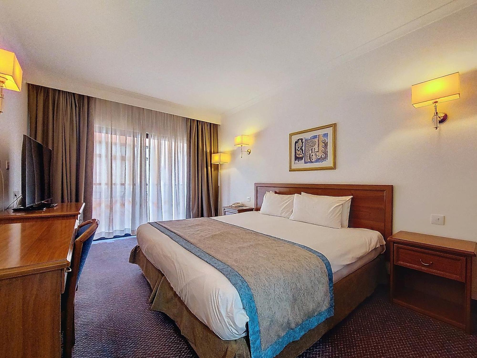 โกลเดน ทิวลิป วิวัลดี โฮเต็ล Hotel Saint Julian's ภายนอก รูปภาพ